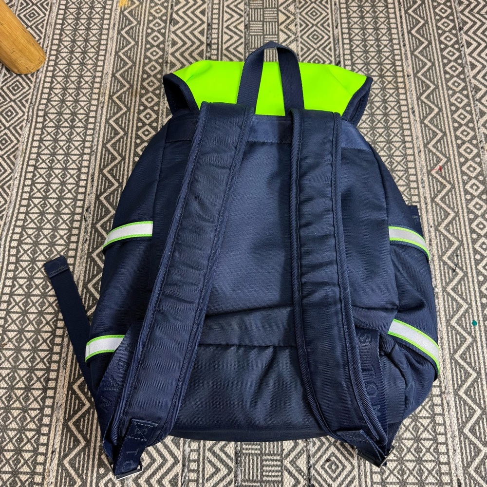 Tommy Hilfiger Navy and Neon Green Backpack - Picture 12 of 12